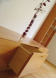 Sideboard in Elsbeer – furniert, natur lackiert, Schubladen auf Vollauszug